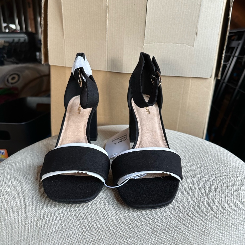 Never Worn: Black Suede Open Toe Heels